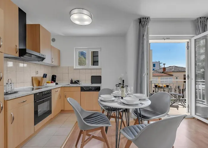 Apartment Near The Luxury Matteo